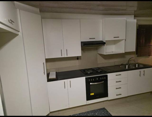 3 BEDROOM PROPERTY TO RENT IN PROTEA GLEN